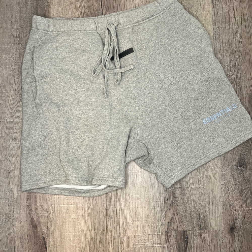 Men’s Essentials Shorts